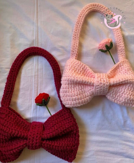 Bow shoulder bag