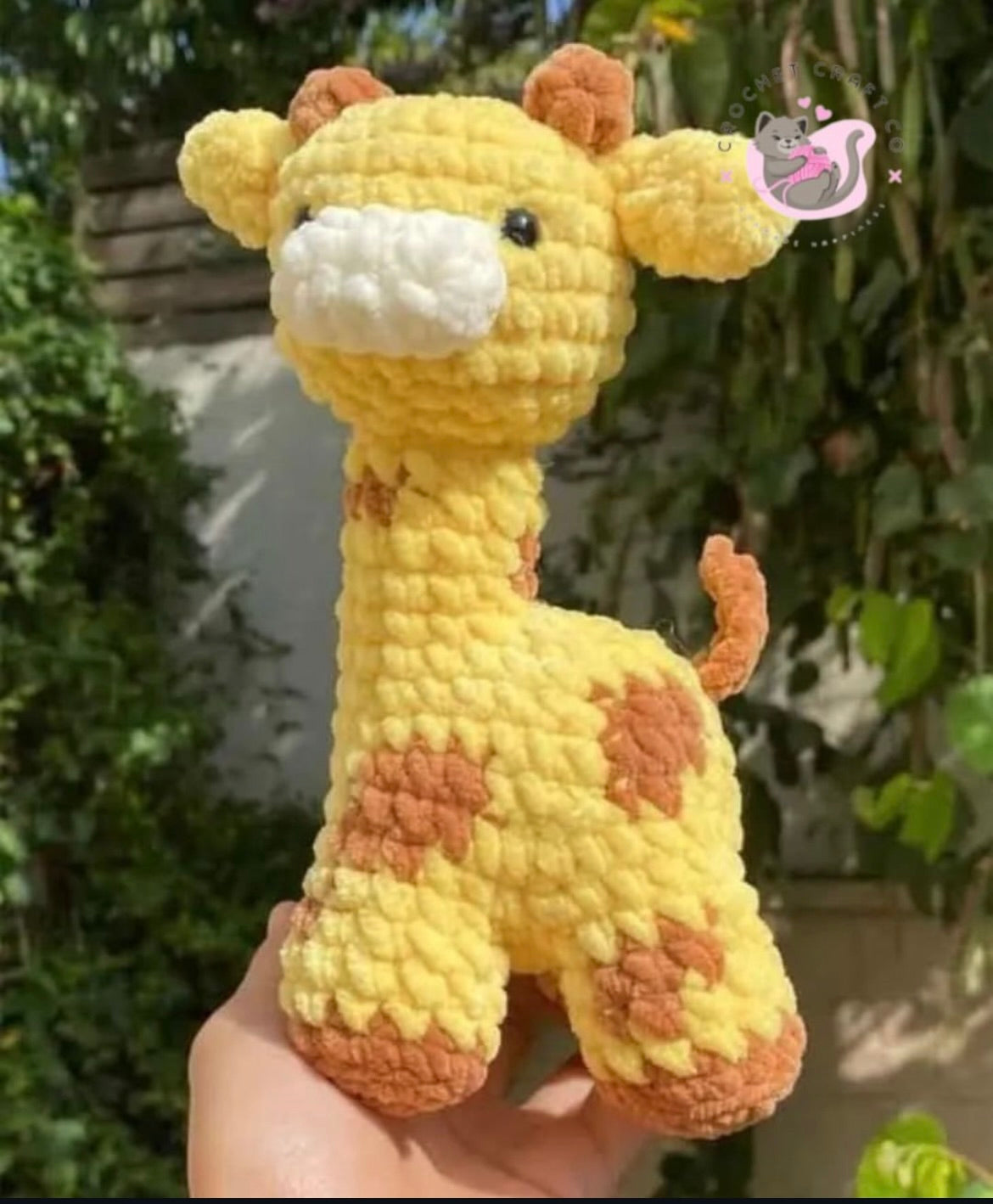 Giraffe plushie